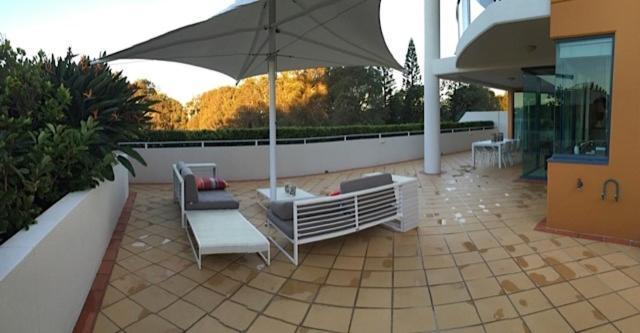 Hotel Santorini Twin Waters Mudjimba Exterior foto